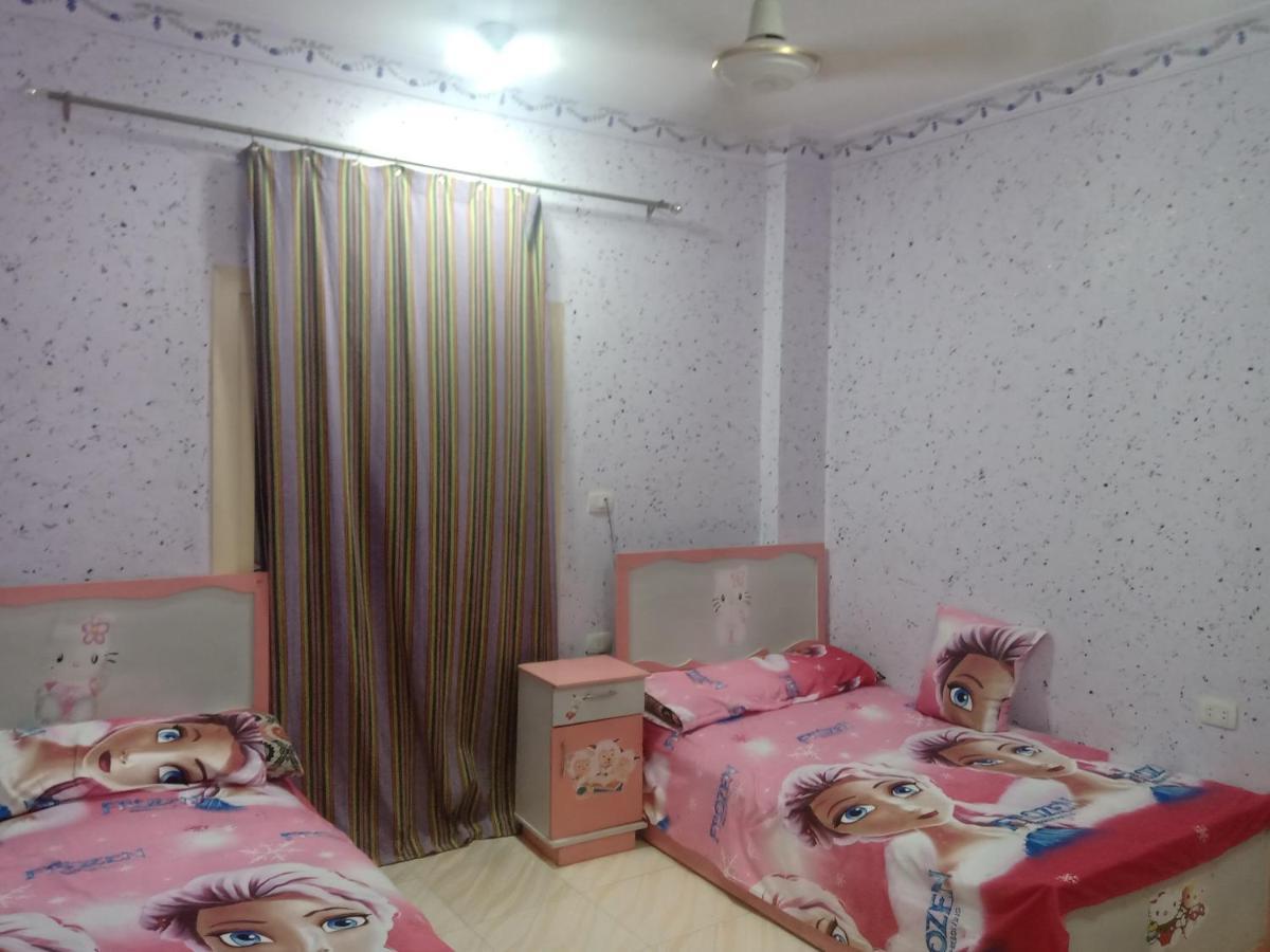 App12 - Rawda - Enjoy The Privacy Of Staying In A Quiet Apartment With Free Wi-Fi As Your Complete Second Home In The Heart Of Hurghada Exteriör bild