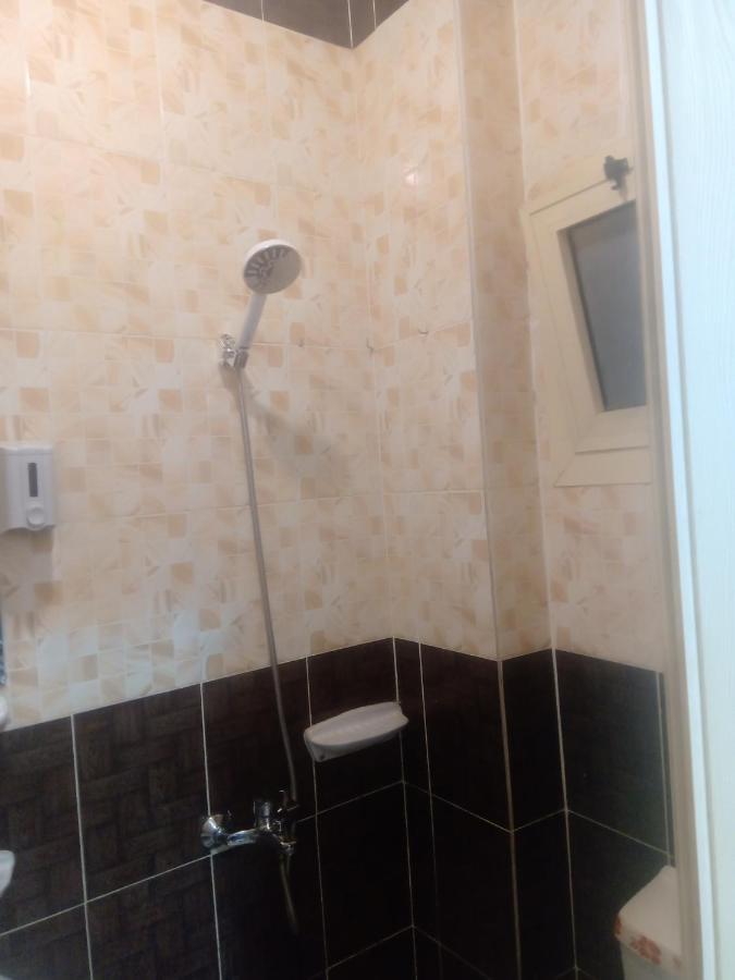 App12 - Rawda - Enjoy The Privacy Of Staying In A Quiet Apartment With Free Wi-Fi As Your Complete Second Home In The Heart Of Hurghada Exteriör bild